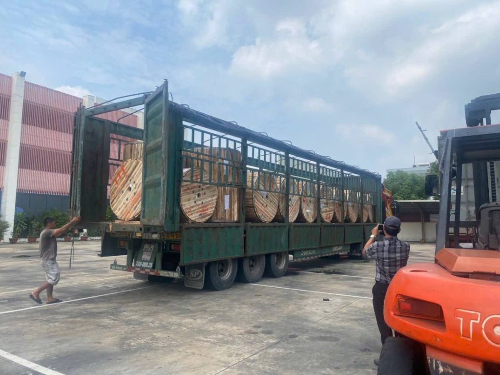 Cuộn cáp điện